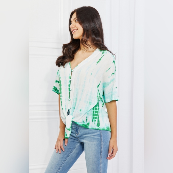 Sew In Love Beachy Keen Full Size Tie-Dye Top - Picture 3 of 12